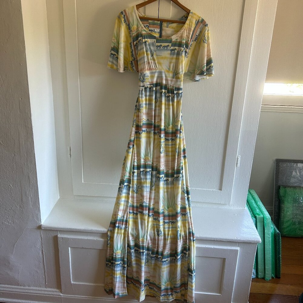 Vintage 70s Polyester Maxi Dress in Pastel Prairie Print (Sz XS)